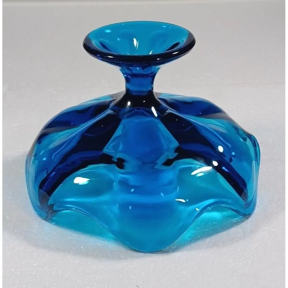 Vtg Mid-Century  Viking 6 Petal HTF Epic Electric Blue Glass Compote Dish MCM - Picture 9 of 9